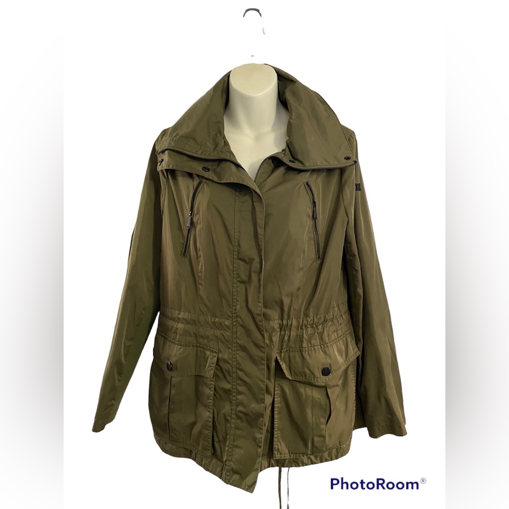 Bcbgeneration Spring/Fall Jacket. Euc. Size Medium.
